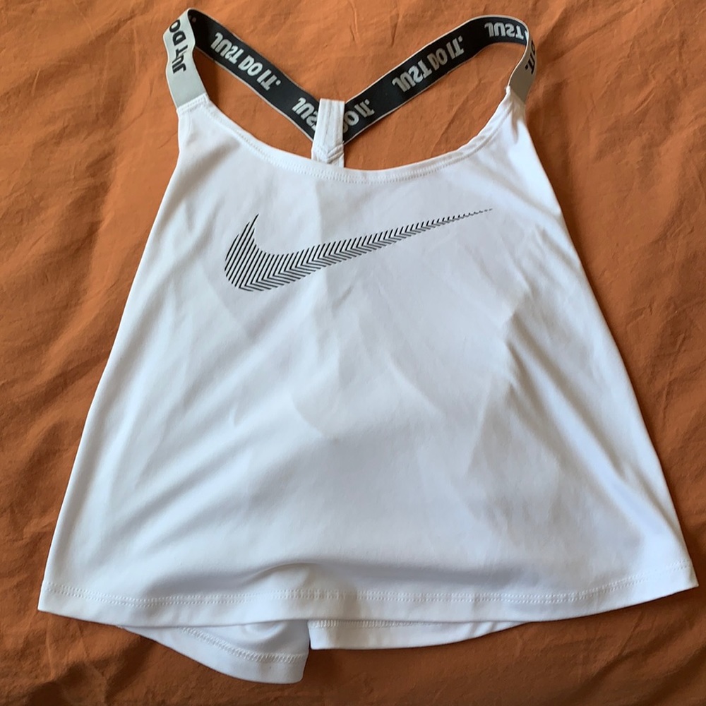 Cropped Nike Tank Top